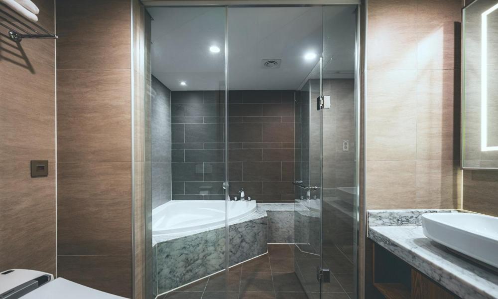 Wonju City Hotel Hyeoksin Dış mekan fotoğraf