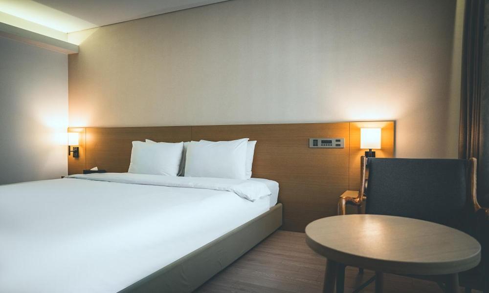 Wonju City Hotel Hyeoksin Dış mekan fotoğraf